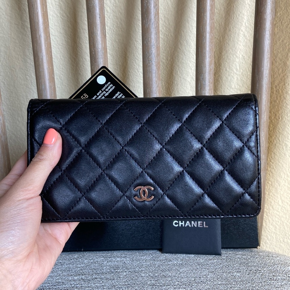 SOLD Chanel Black Quilted Bifold w/ Silver CC - Picture 1 of 13